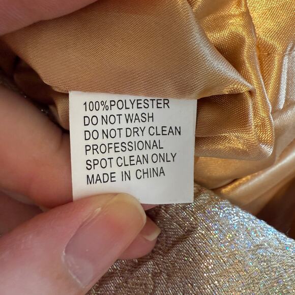 Mac Duggal One Shoulder Metallic Ruffled Evening Gown In Oyster 66975 Size 8 New - Picture 16 of 16